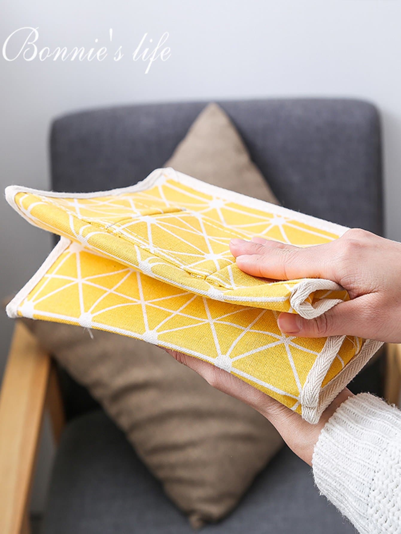 Side Pocket Tissue Storage Bag