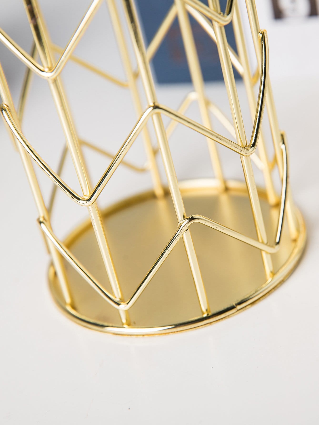 Hollow Round Decorative Object