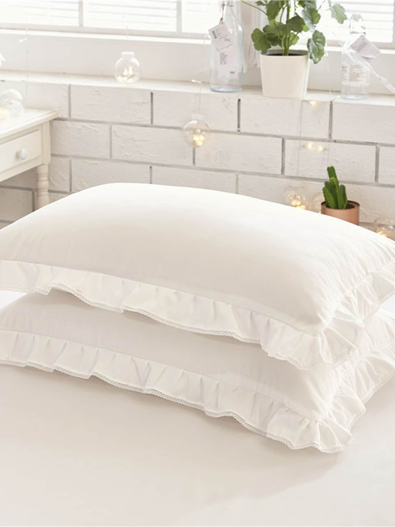 Solid Contrast Lace Sheet Set