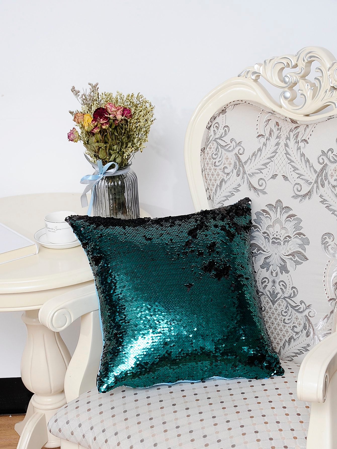 Sequin Design Cushion Cover